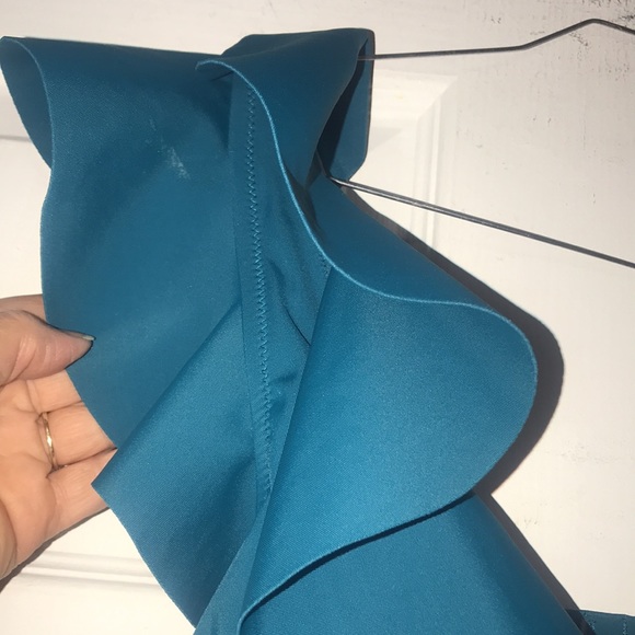 NWT Shade & Shore Ruffled Swim Top - Picture 3 of 13